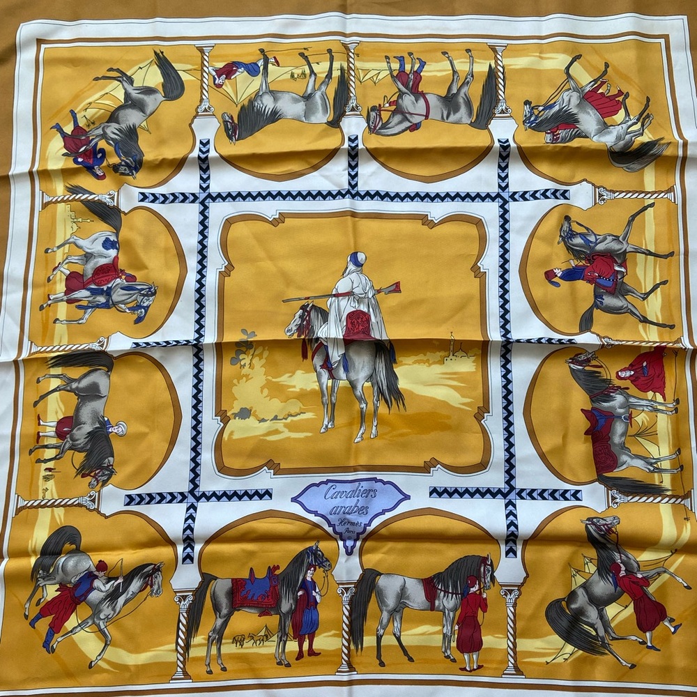 VINTAGE HERMÈS SCARF